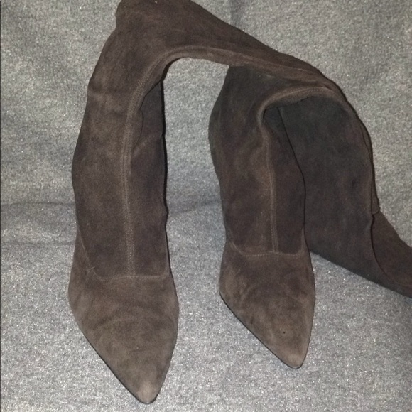 STUART WEITZMAN THE WANESSA 75 BOOT CHOCOLATE - Picture 2 of 3
